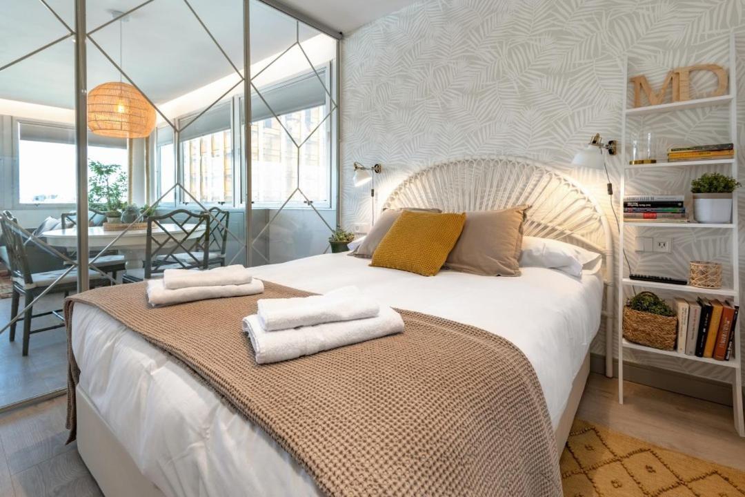 2 Bedrooms 1 Bathroom Furnished - Justicia - Incredible Views - Mintystay Madrid Eksteriør bilde